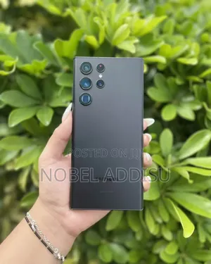 Photo - New Samsung Galaxy S22 Ultra 256 GB Black