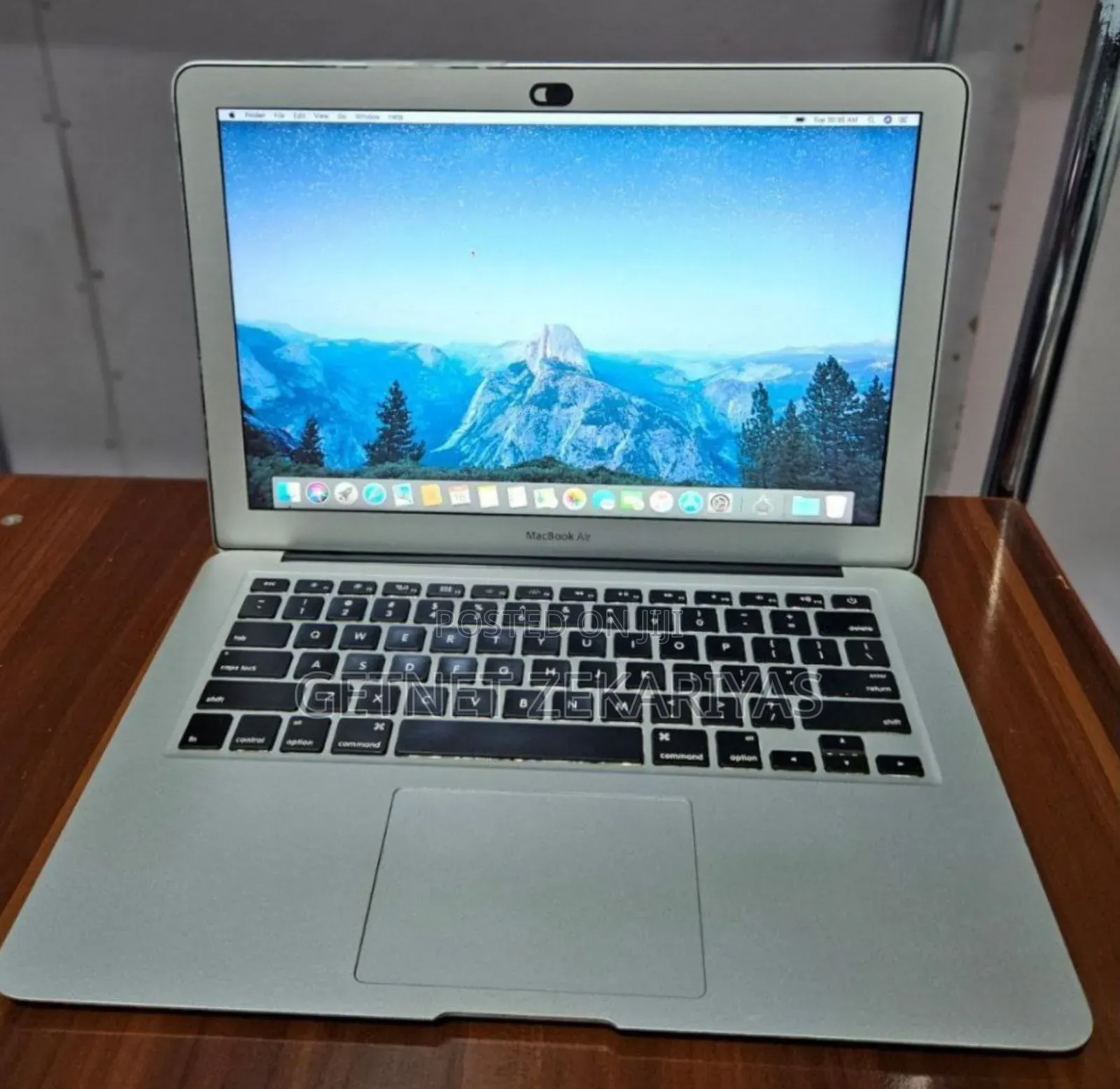 New Laptop Apple MacBook Air 2017 8GB Intel Core I5 SSD 128GB
