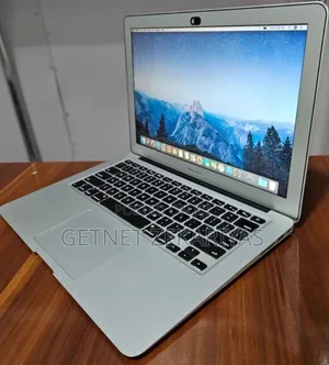 New Laptop Apple MacBook Air 2017 8GB Intel Core I5 SSD 128GB