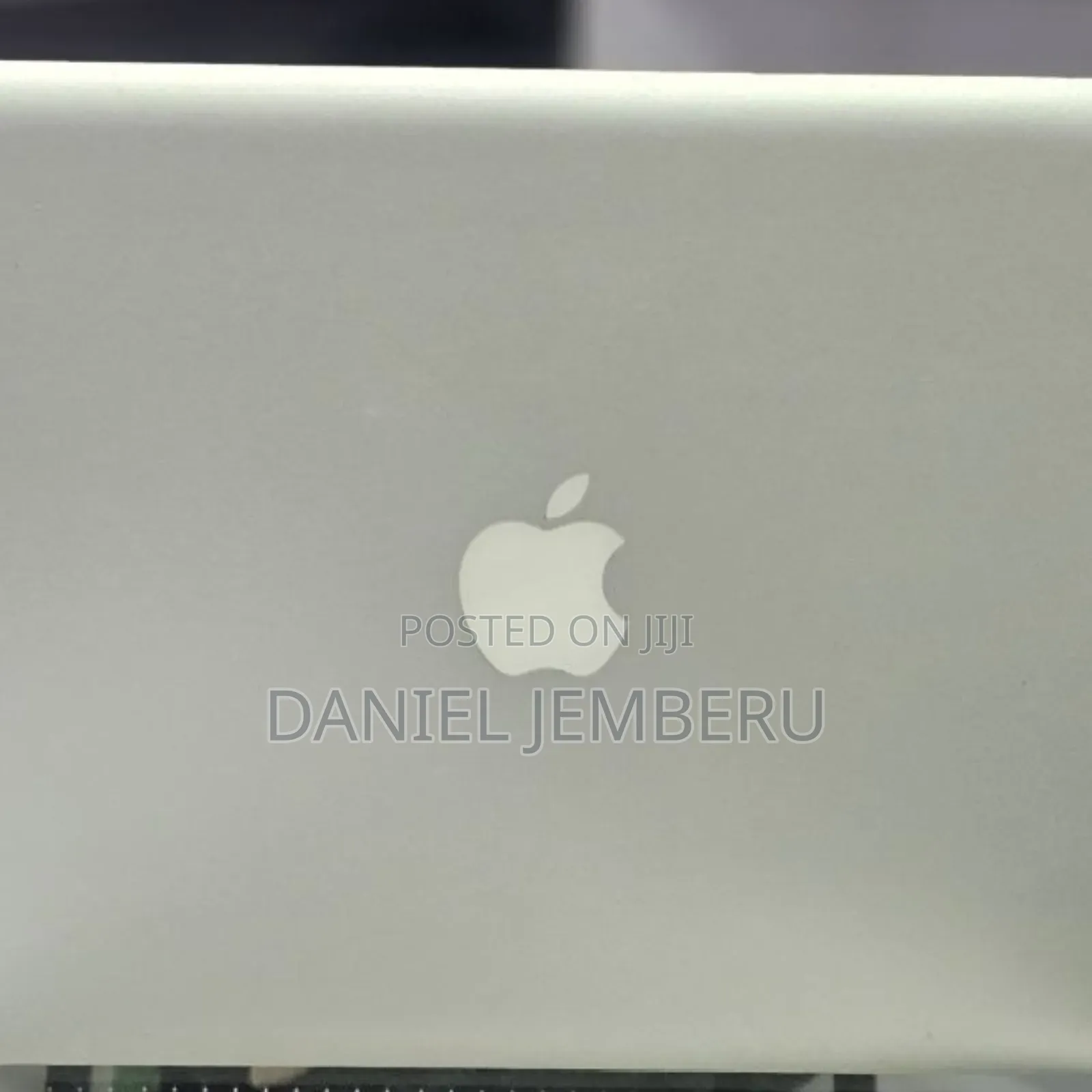 New Laptop Apple MacBook Pro 2011 4GB Intel Core I7 SSD 128GB