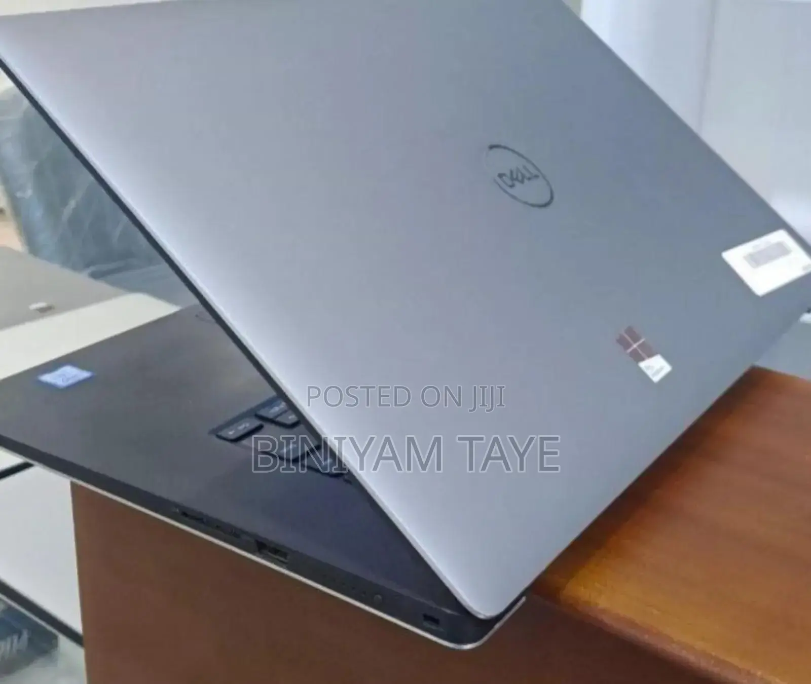 New Laptop Dell Precision 5540 16GB Intel Core I7 SSD 512GB