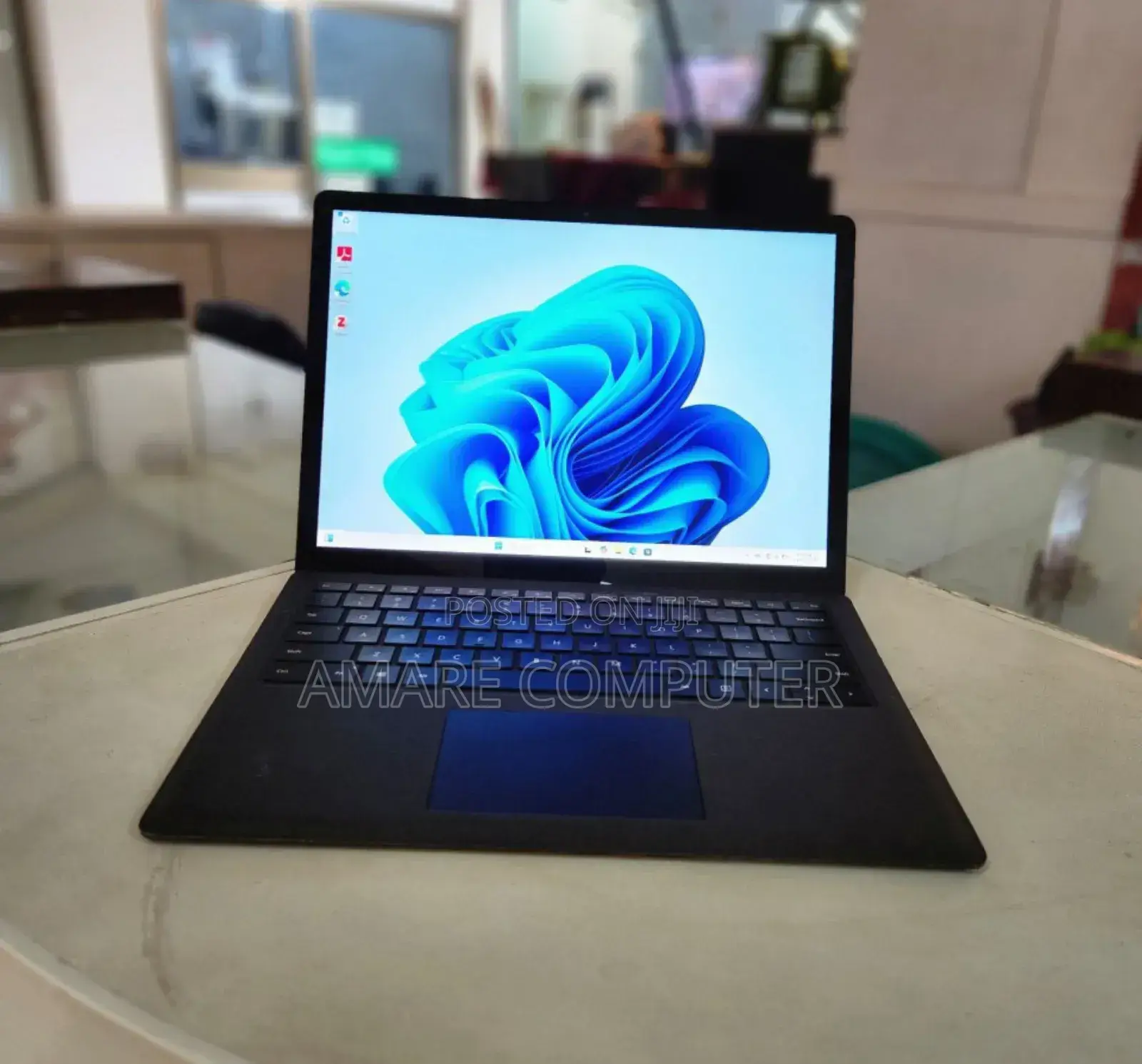 New Laptop Microsoft Surface 16GB Intel Core I7 SSD 512GB