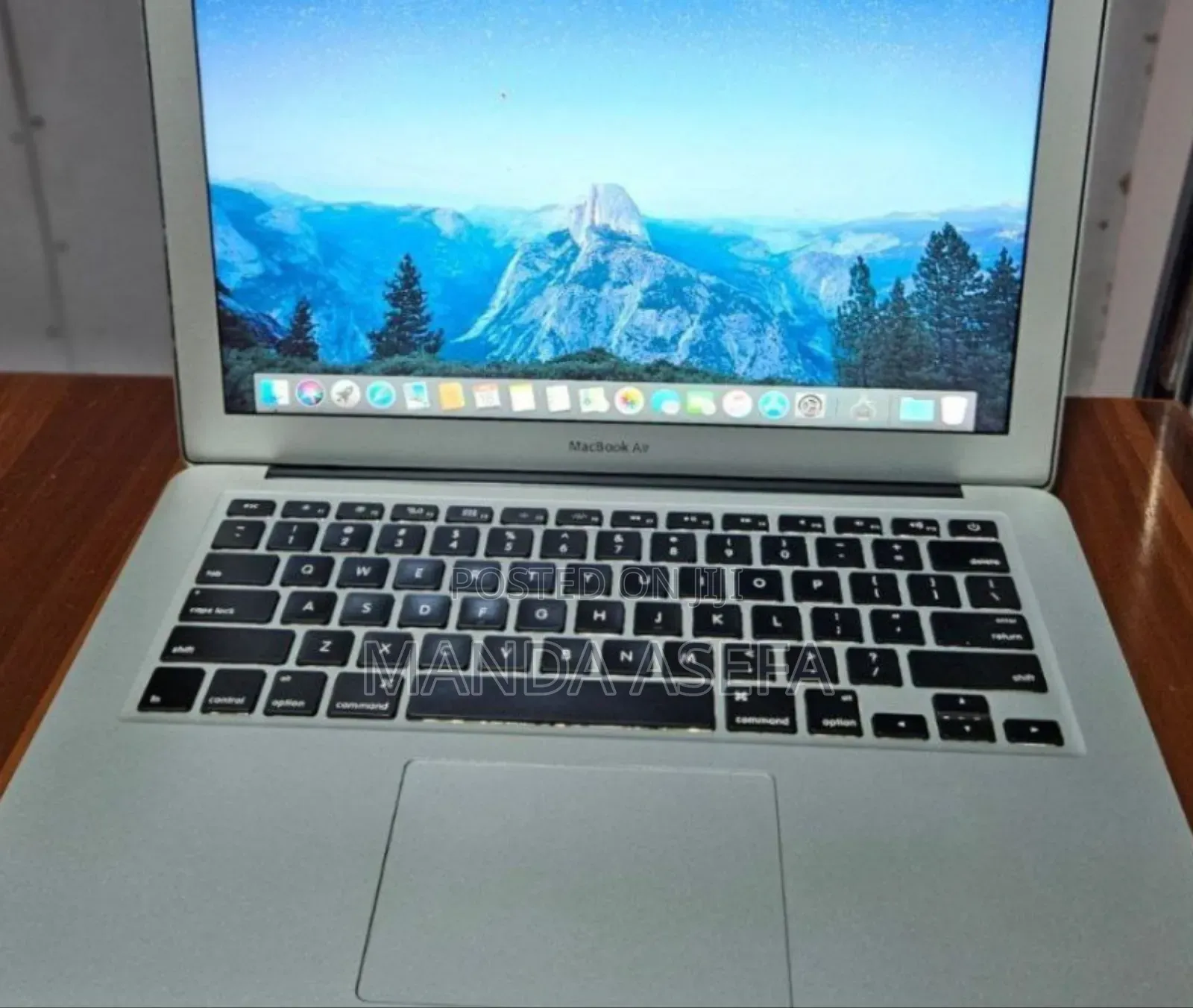 New Laptop Apple MacBook Air 2017 8GB Intel Core I5 SSD 128GB