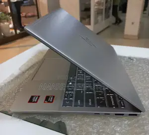 New Laptop HP 16GB AMD Ryzen 5 SSD 512GB