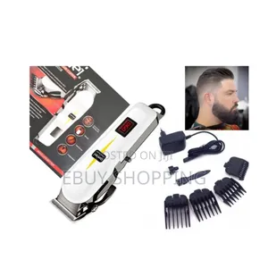 **High-Performance Hair Clipper – Stainless Steel Blades**