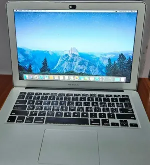 Photo - New Laptop Apple MacBook Air 2017 8GB Intel Core I5 SSD 128GB