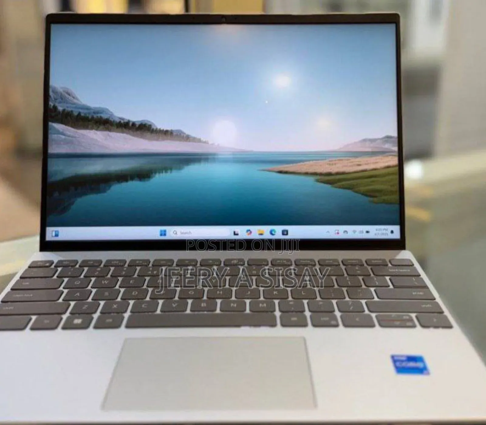 New Laptop Dell Inspiron 13 5368 16GB Intel Core I7 SSD 512GB