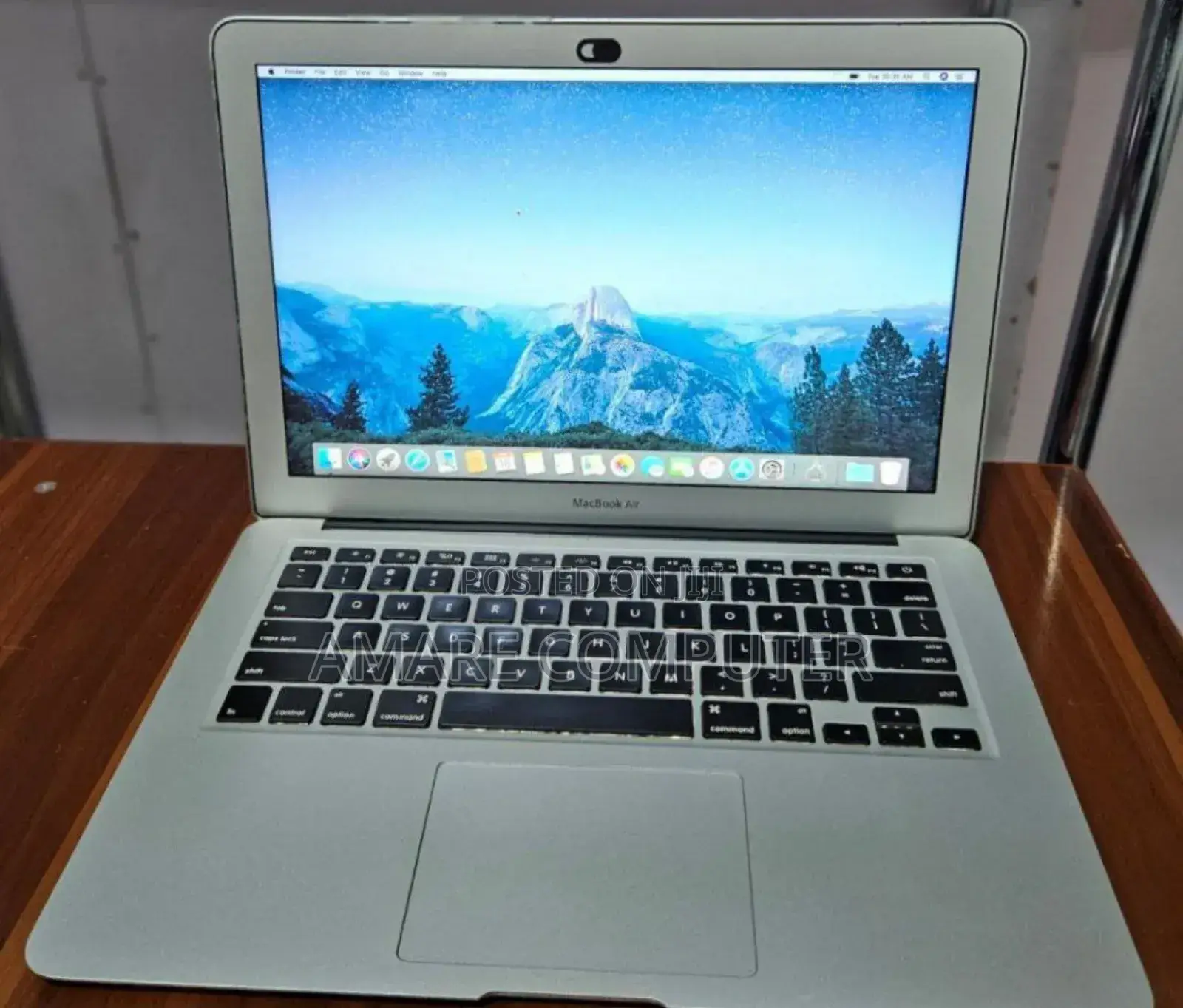 New Laptop Apple MacBook Air 2017 8GB Intel Core I5 SSD 128GB
