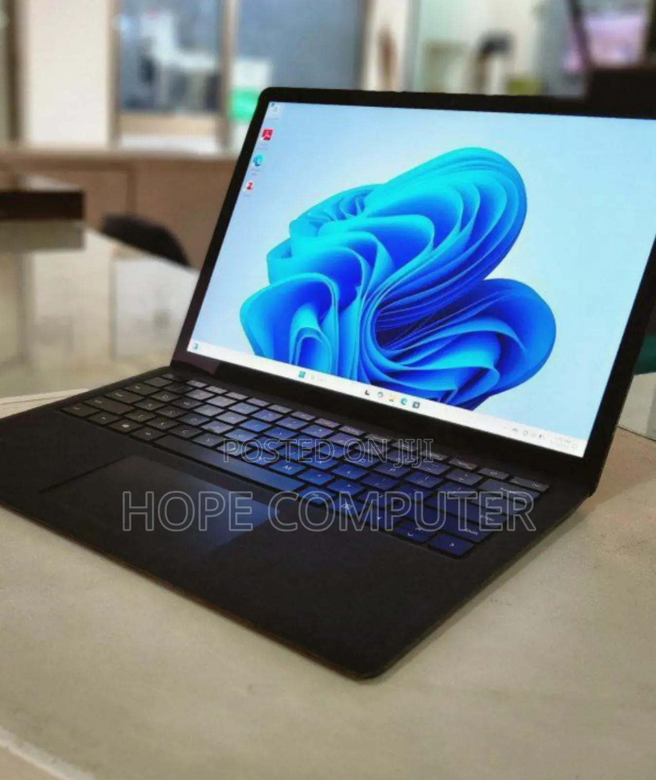 New Laptop Microsoft Surface 16GB Intel Core I7 SSD 512GB