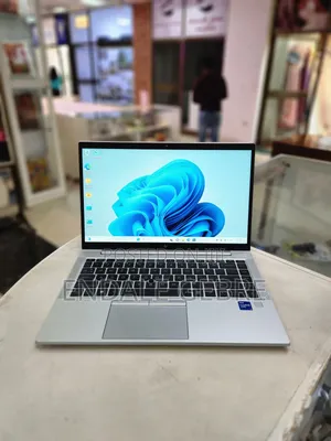 New Laptop HP EliteBook 830 G6 16GB Intel Core I7 SSD 512GB