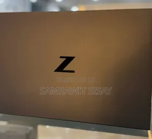 New Laptop HP ZBook Firefly G8 16GB Intel Core I7 SSD 512GB