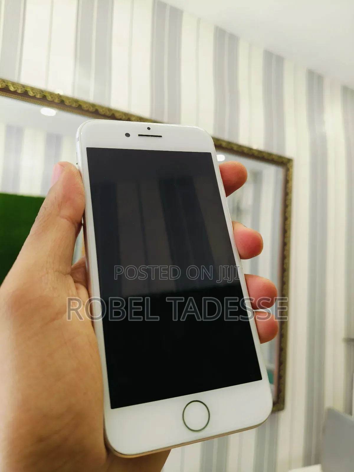 Apple iPhone 8 64 GB White