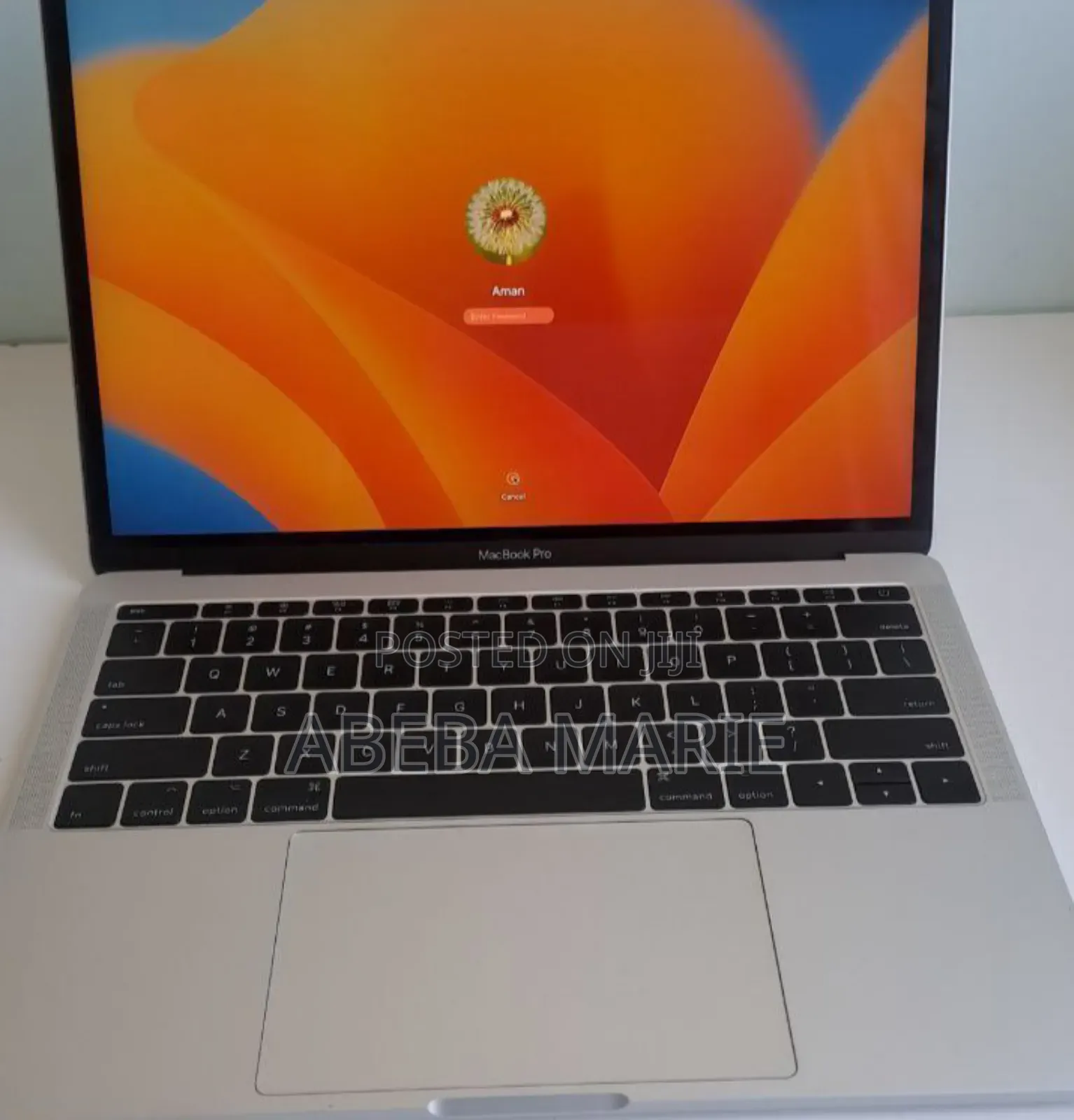 New Laptop Apple MacBook Pro 2017 8GB Intel Core I5 SSD 128GB