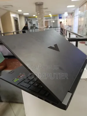 New Laptop HP Victus 16 16GB AMD Ryzen 7 SSD 1T