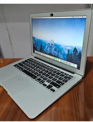 New Laptop Apple MacBook Air 2017 8GB Intel Core I5 SSD 128GB