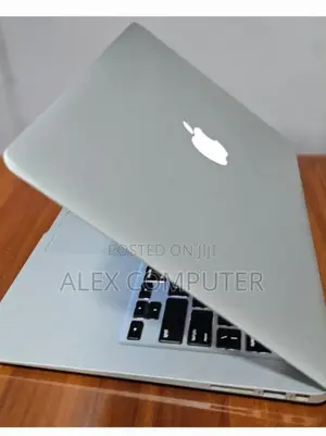 New Laptop Apple MacBook Air 2017 8GB Intel Core I5 SSD 128GB