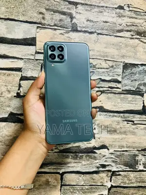 New Samsung Galaxy M33 5G 128 GB Green
