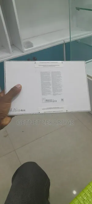 New Samsung Galaxy Tab S6 Lite 128 GB