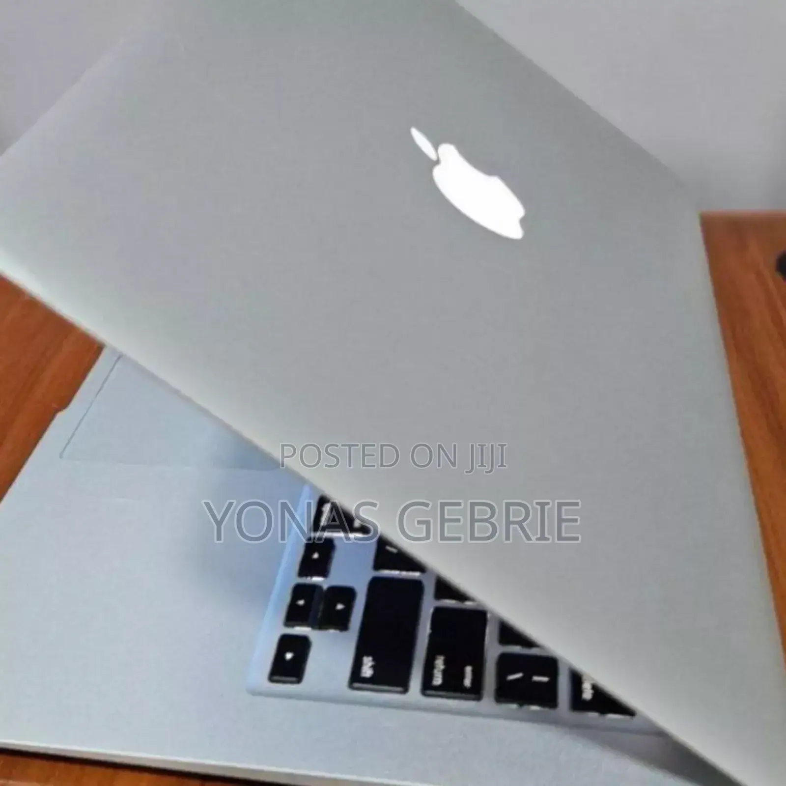 New Laptop Apple MacBook Air 2017 8GB Intel Core I5 SSD 128GB