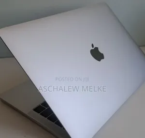 Photo - New Laptop Apple MacBook Pro 2017 8GB Intel Core I5 SSD 128GB