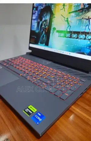 New Laptop Dell G15 5511 16GB Intel Core I7 SSD 1T