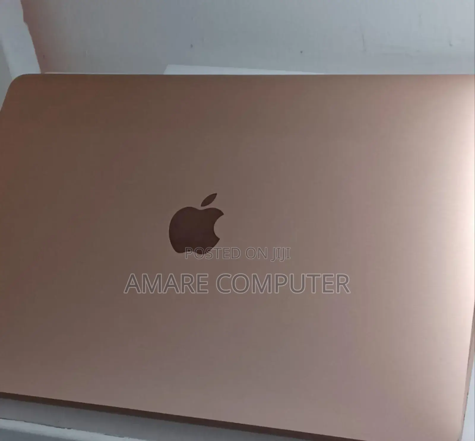 New Laptop Apple MacBook Air 8GB Apple M1 SSD 256GB