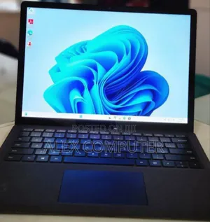 New Laptop Microsoft Surface Laptop 16GB Intel Core I7 SSD 512GB