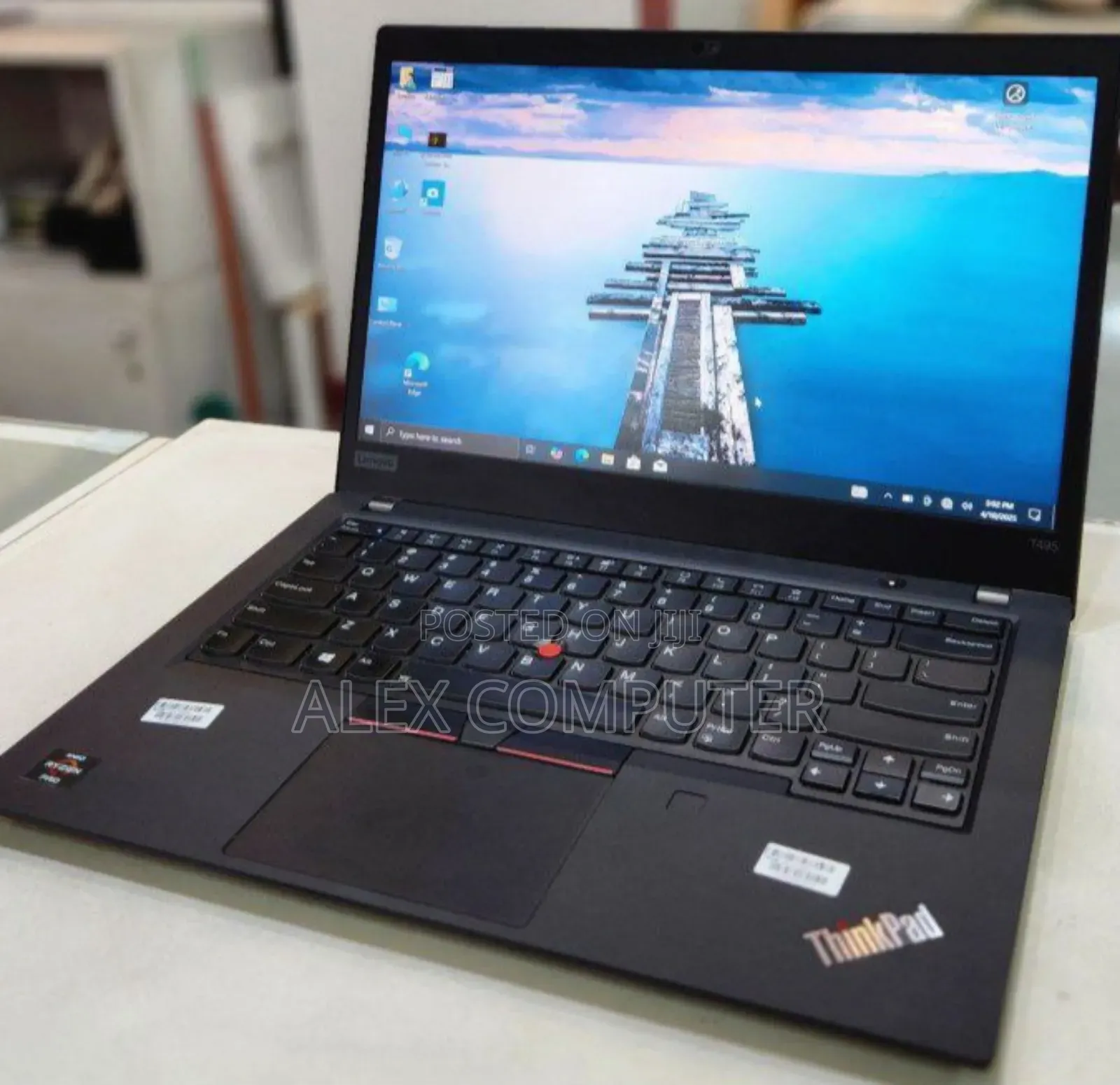 New Laptop Lenovo ThinkPad T495s 16GB AMD Ryzen 5 SSD 512GB