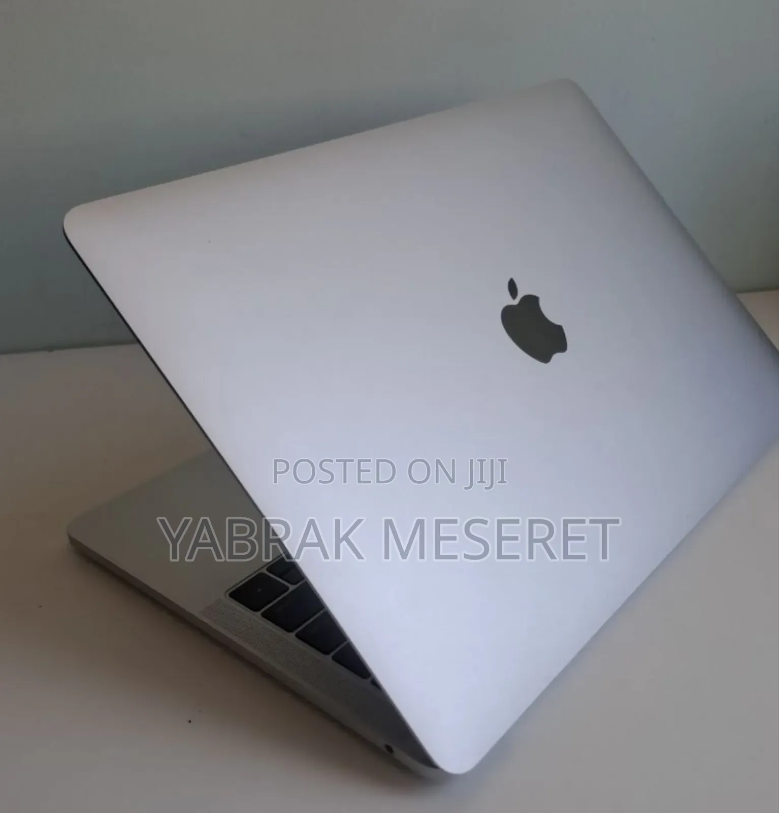 New Laptop Apple MacBook Pro 2017 8GB Intel Core I5 SSD 128GB