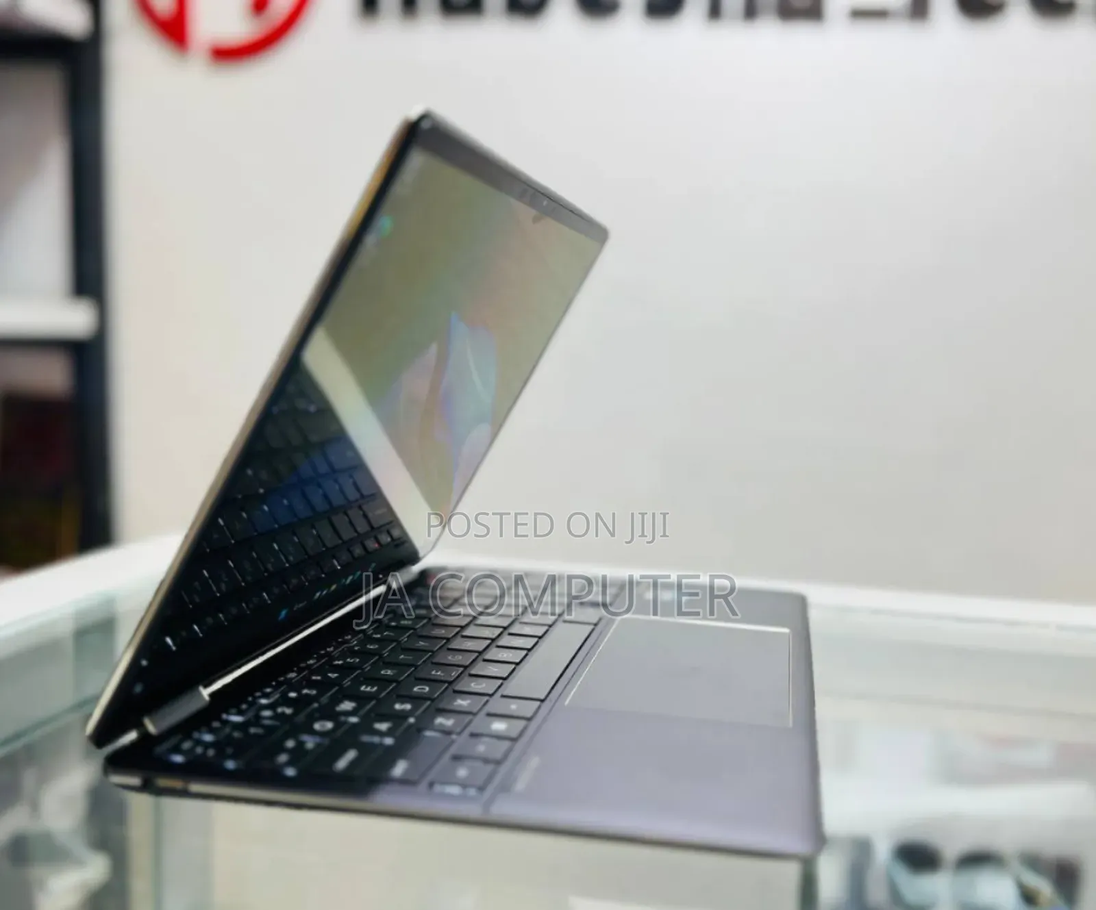 New Laptop HP Spectre 16GB Intel Core I7 SSD 1T