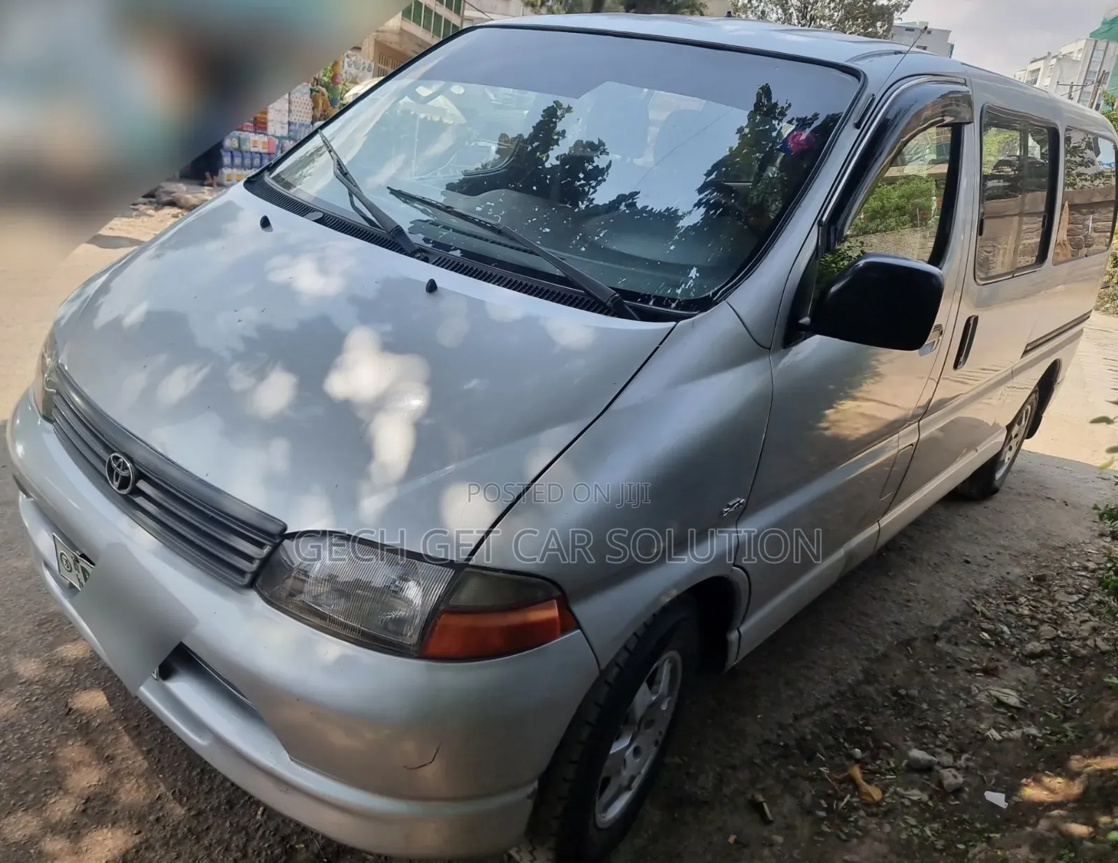 Toyota HiAce 2003 Silver