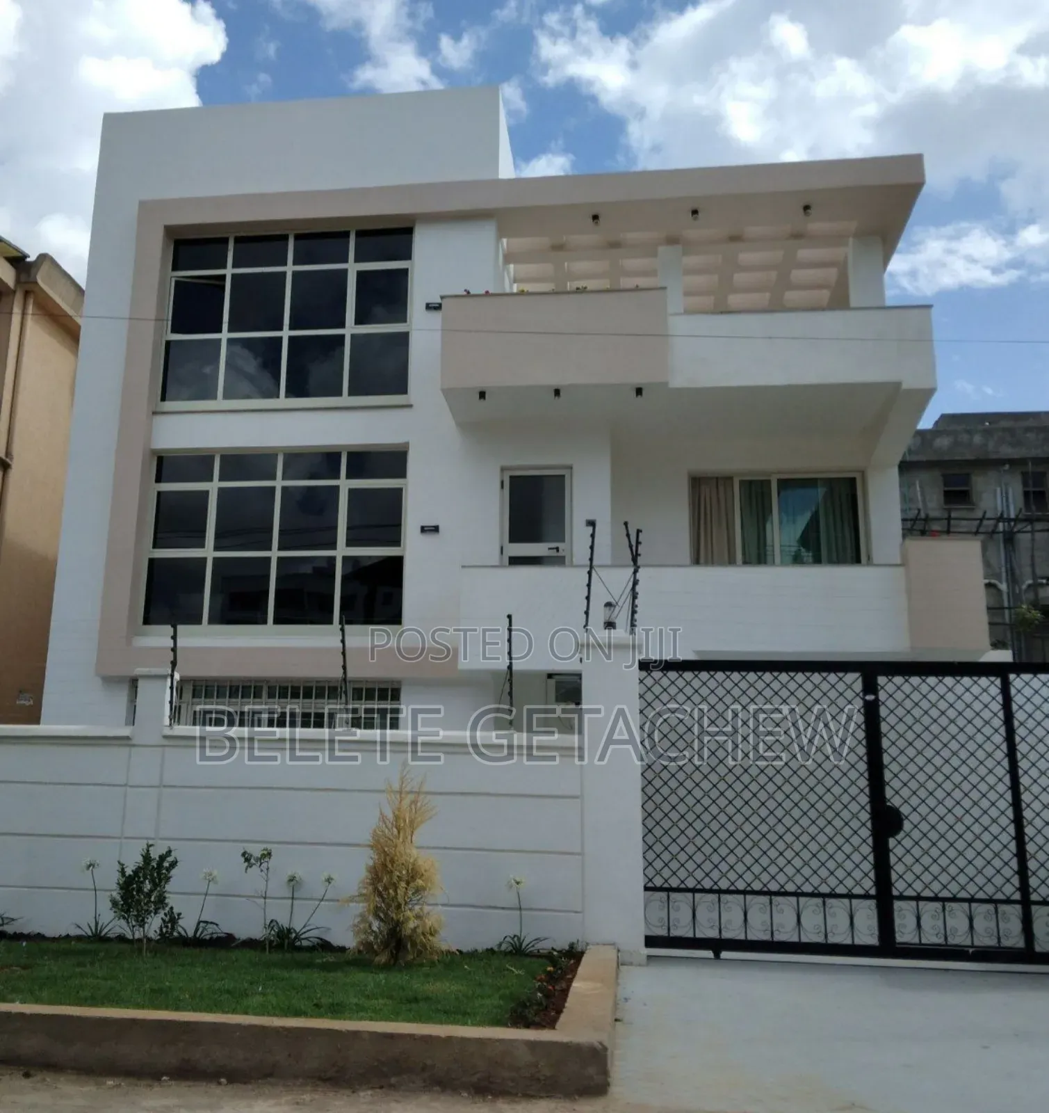 8bdrm House in Cmc Badme, G+2, Bole for sale