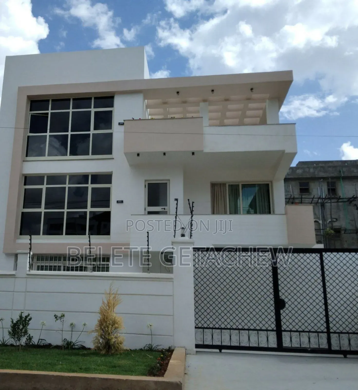 8bdrm House in Cmc Badme, G+2, Bole for sale