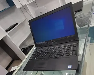 New Laptop Dell Latitude 5480 4GB Intel Core I3 HDD 500GB