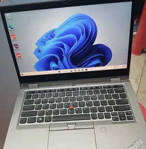 Photo - New Laptop Lenovo ThinkPad Yoga 16GB Intel Core I5 SSD 512GB