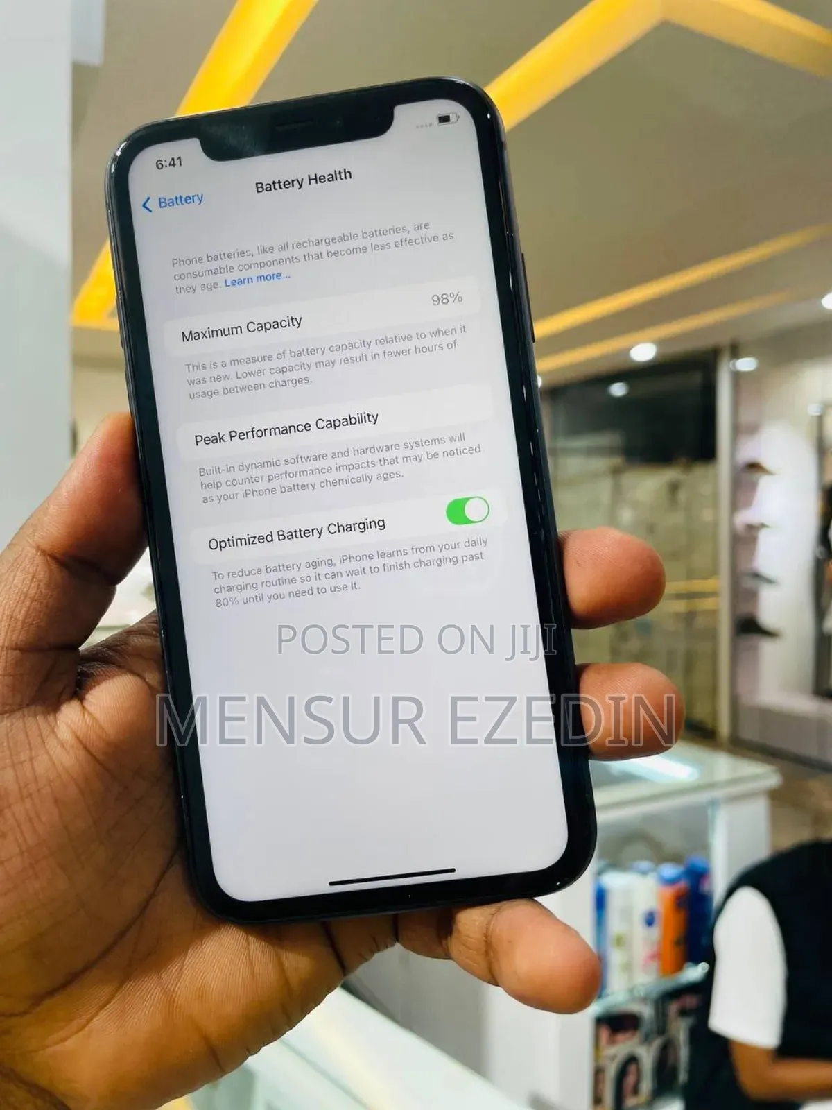 New Apple iPhone 11 64 GB Black