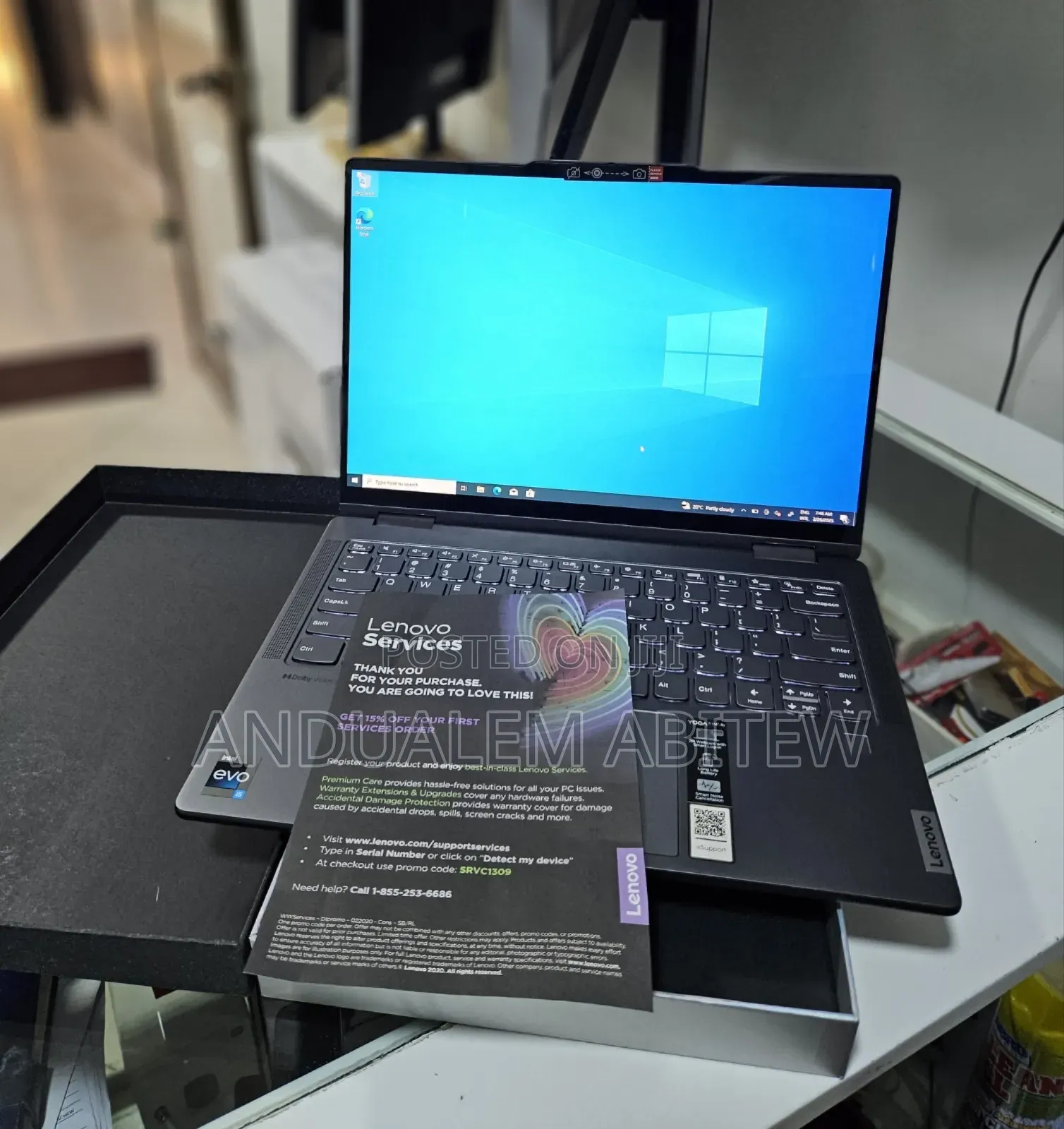 New Laptop Lenovo Yoga 7i 8GB Intel Core I5 SSD 512GB