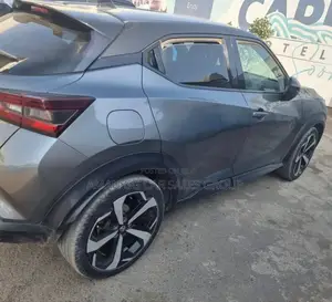 Nissan Juke 2021 Gray