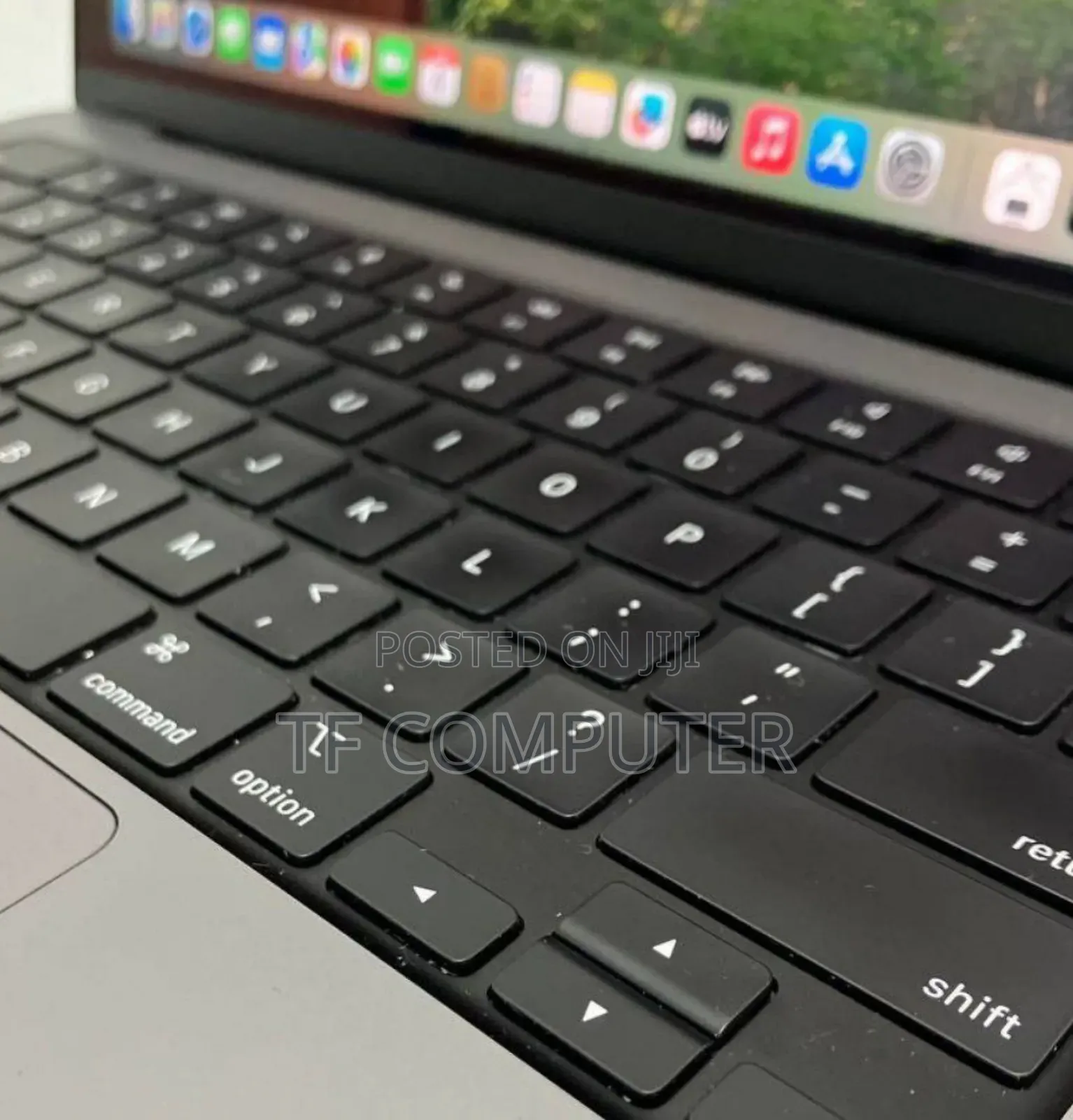 New Laptop Apple MacBook Pro 2021 M1 16GB Apple M1 Pro SSD 1T