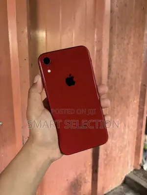 Apple iPhone XR 64 GB Red