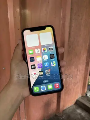 Apple iPhone XR 64 GB Red