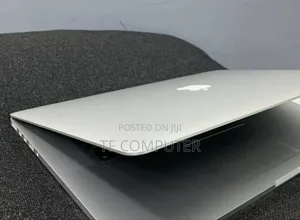 New Laptop Apple MacBook Pro 2013 8GB Intel Core I7 SSD 256GB