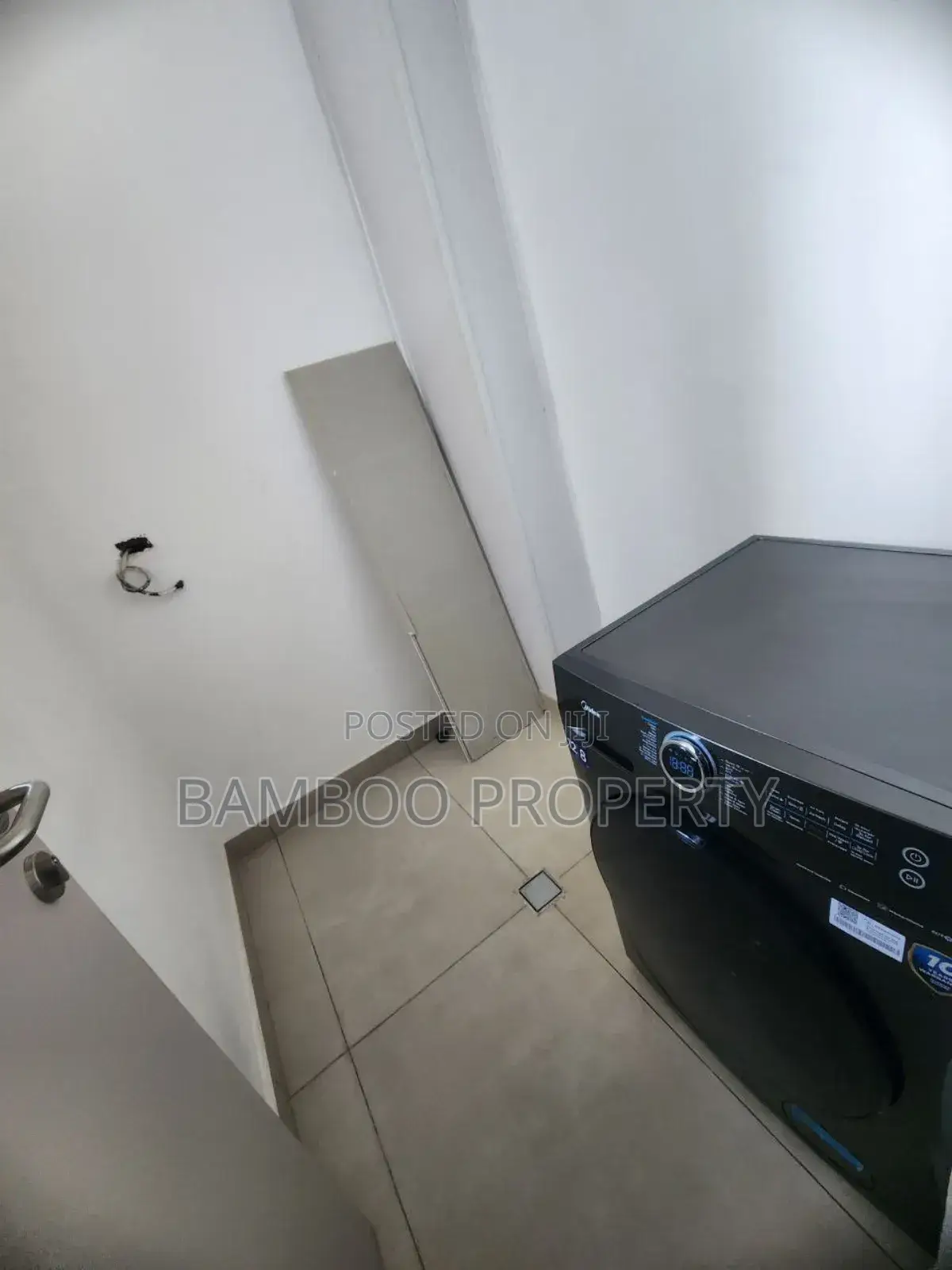 Furnished 3bdrm Apartment in Bole for rent
