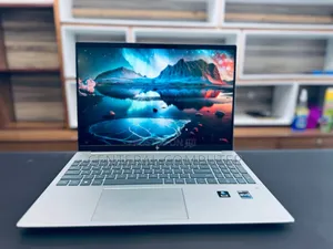 New Laptop HP Pavilion 15-Eh0050wm 16GB Intel Core I7 SSD 512GB