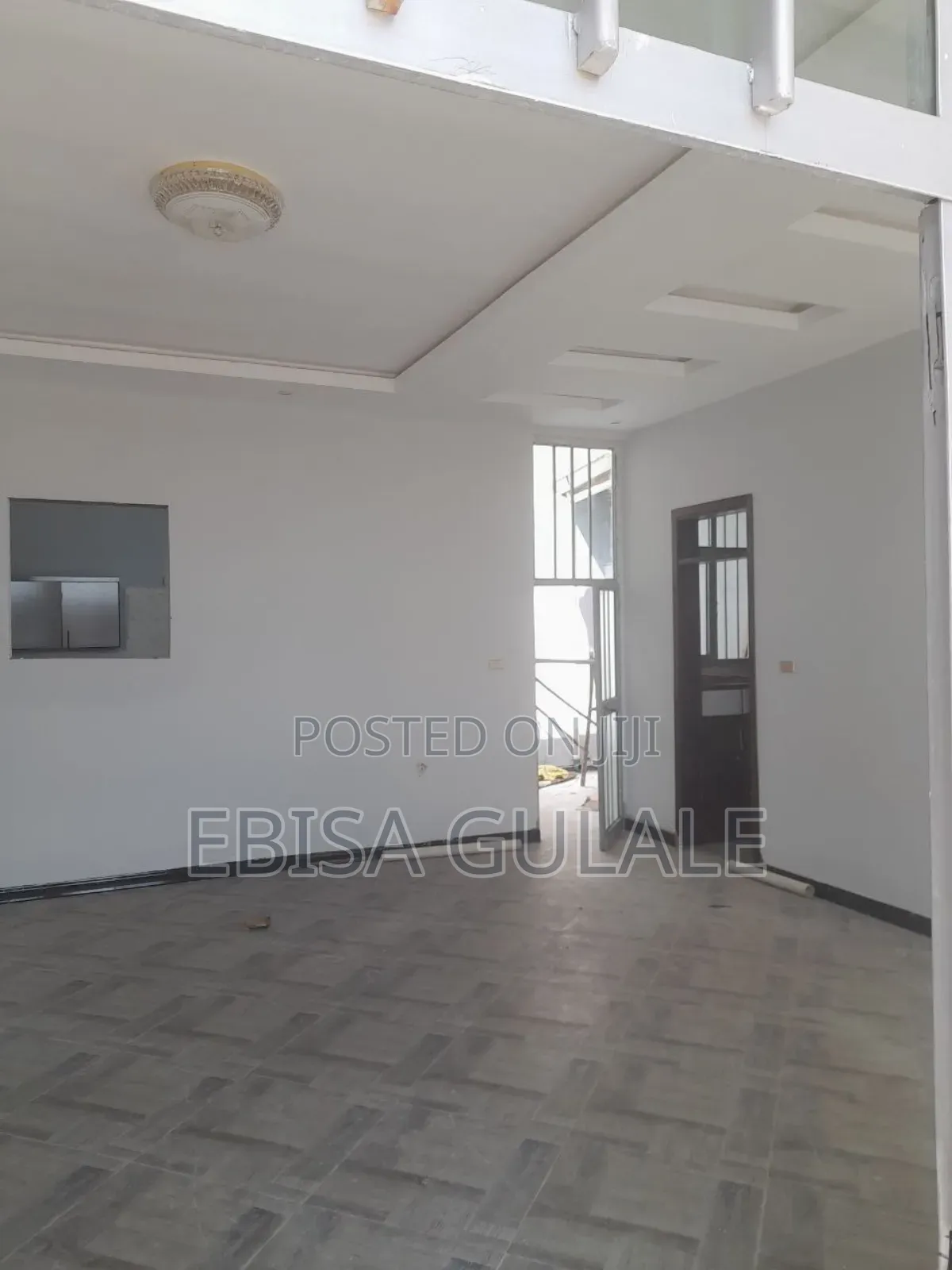 Furnished 4bdrm Apartment in Yeka for sale