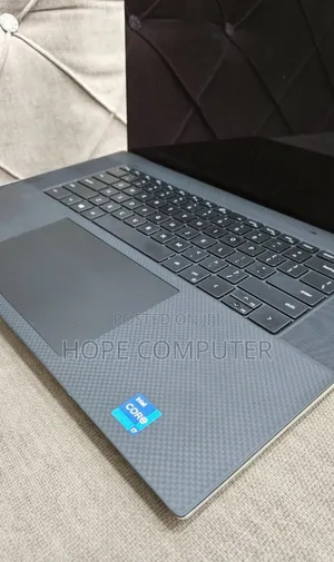 New Laptop Dell XPS 15 32GB Intel Core I7 SSD 1T