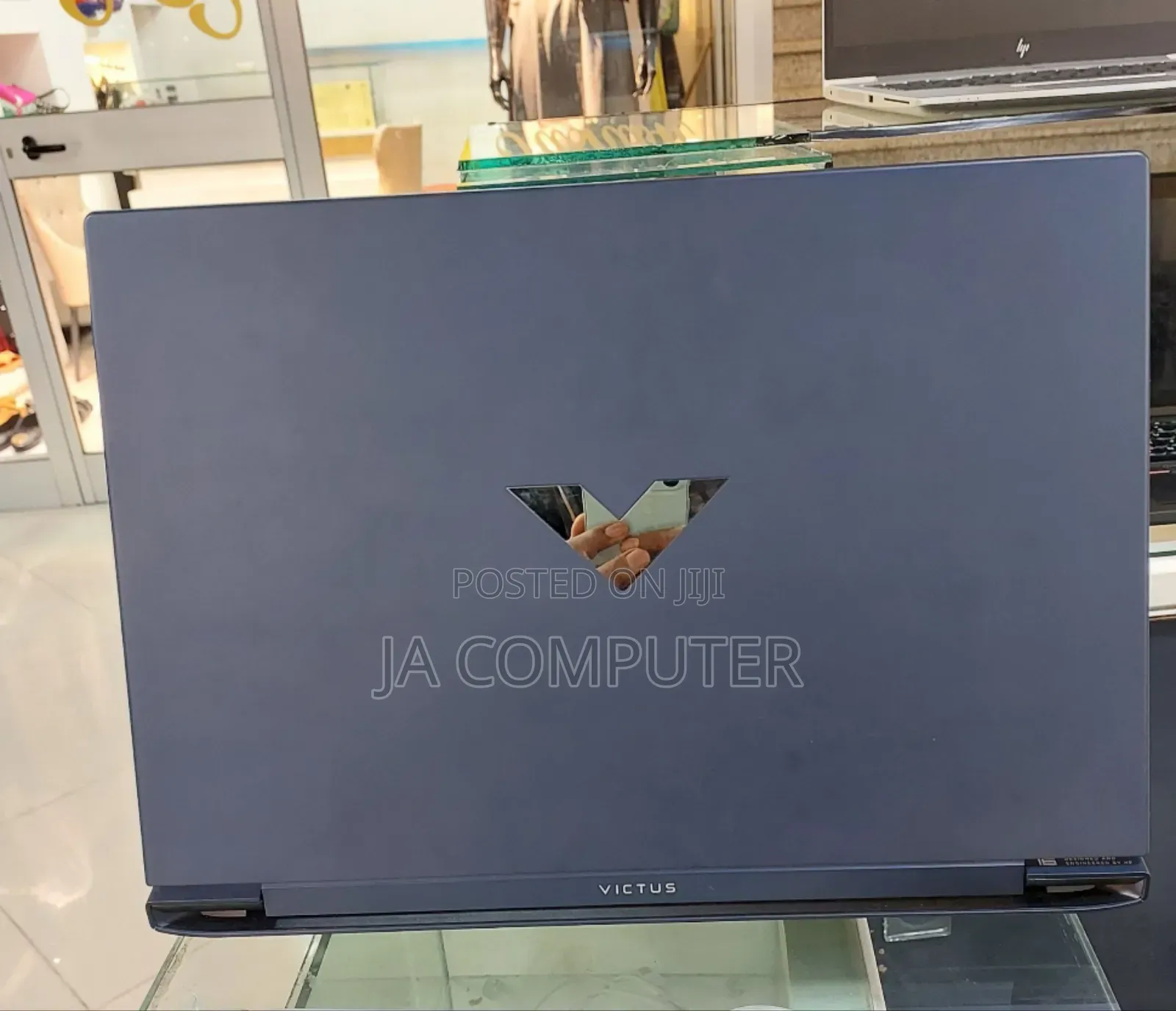 New Laptop HP Victus 16 16GB AMD Ryzen 7 SSD 1T