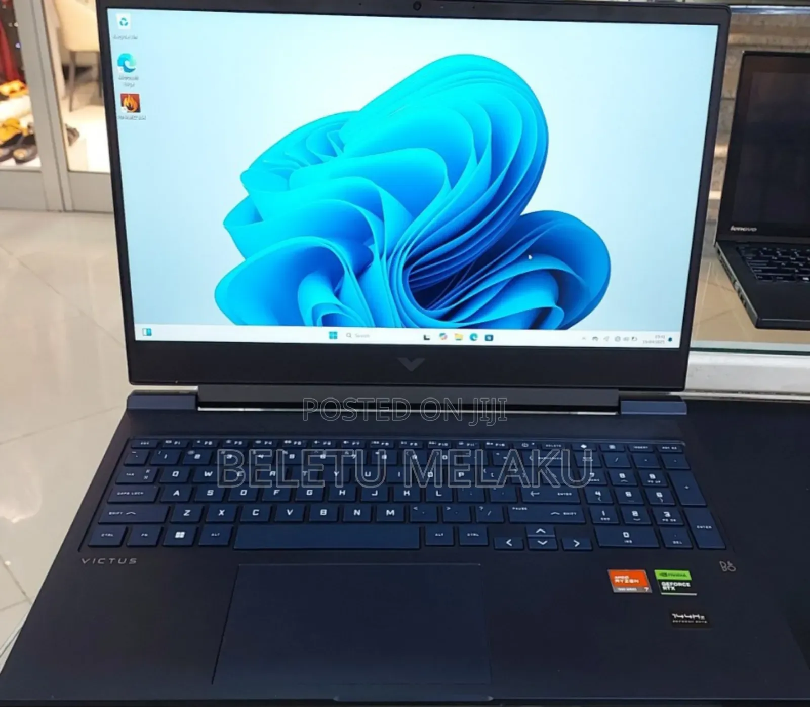 New Laptop HP Victus 16 16GB AMD Ryzen 7 SSD 1T