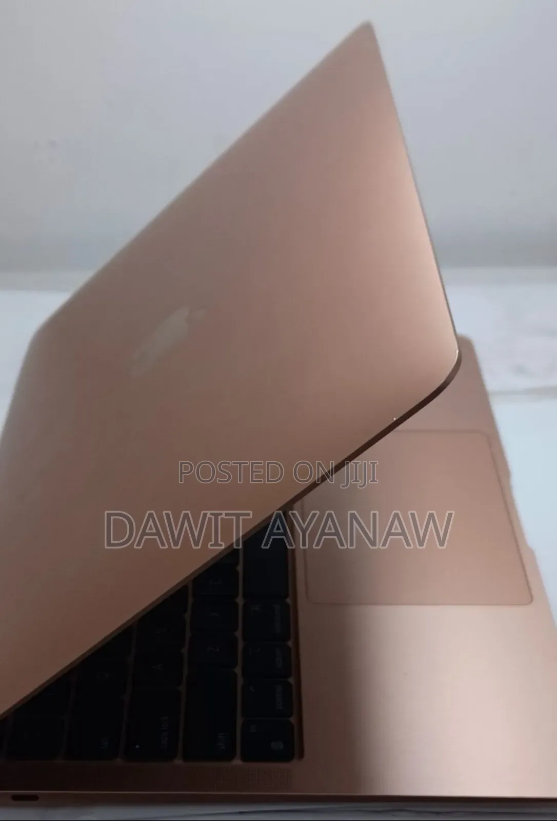 New Laptop Apple MacBook Air 2020 M1 8GB Apple M1 SSD 256GB