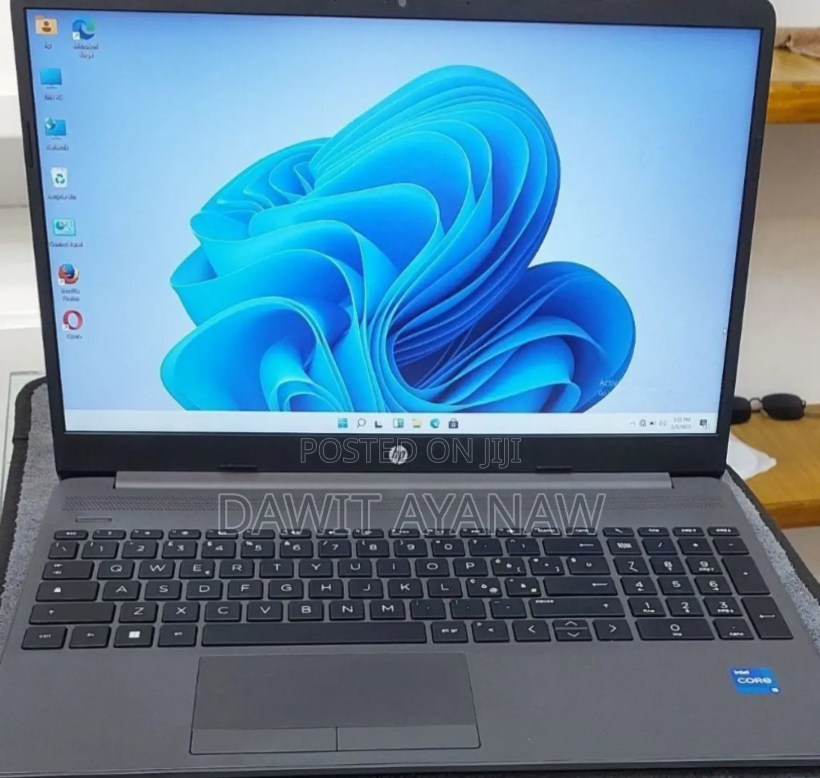 New Laptop HP Stream Notebook 8GB Intel Core I5 SSD 1T
